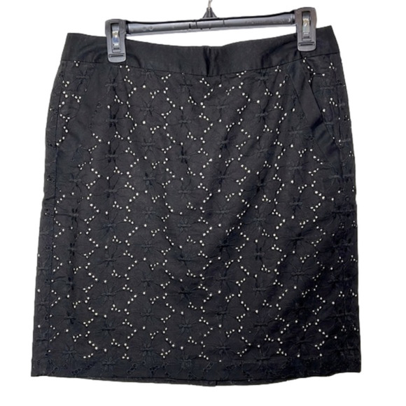 ANN Taylor Loft Black With Beige Lining Eyelet Skirt - Size 8, New With Tag - Picture 1 of 6